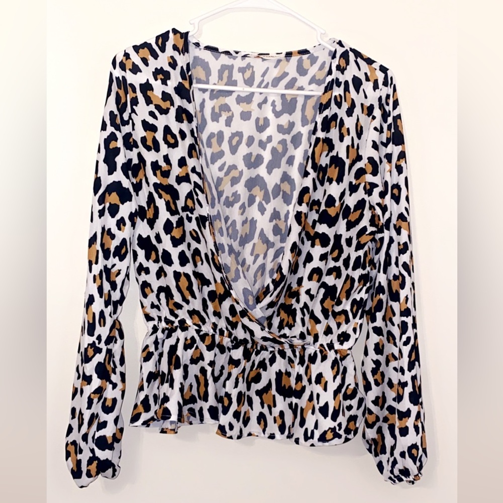 Leopard top